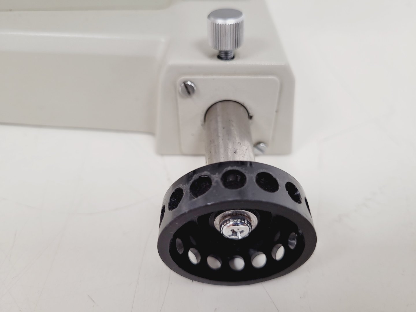 Image of Topcon SL-2E Slit Lamp with Topcon ATE-600 Table/Stand Lab