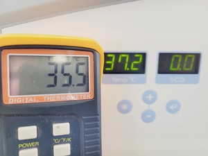 Thumbnail image of RS Biotech Galaxy S+ 170-200 Plus CO2 Laboratory Incubator Lab