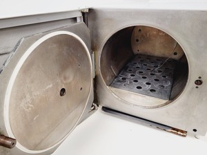 Thumbnail image of Rodwell Genesis 40 Autoclave MP24-MK111 With Smart Card Lab Spares/Repairs