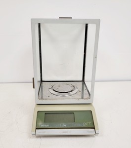 Thumbnail image of Mettler Toledo College150 Analytical Balance Scales Lab