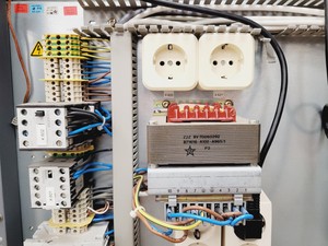 Thumbnail image of Bruker D8 Advance Powder X-Ray Diffractometer XRD Spares or Repairs