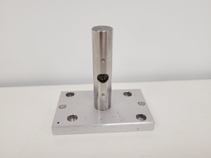 Thumbnail image of Bruker D8 Advance Powder X-Ray Diffractometer XRD Spares or Repairs