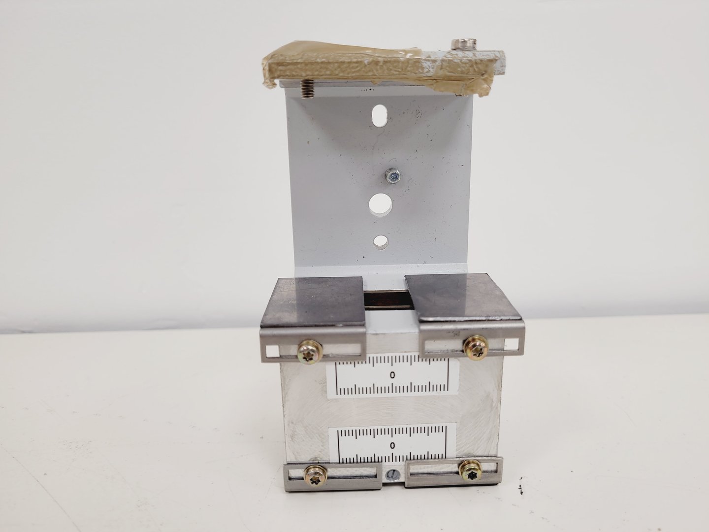 Image of Bruker D8 Advance Powder X-Ray Diffractometer XRD Spares or Repairs