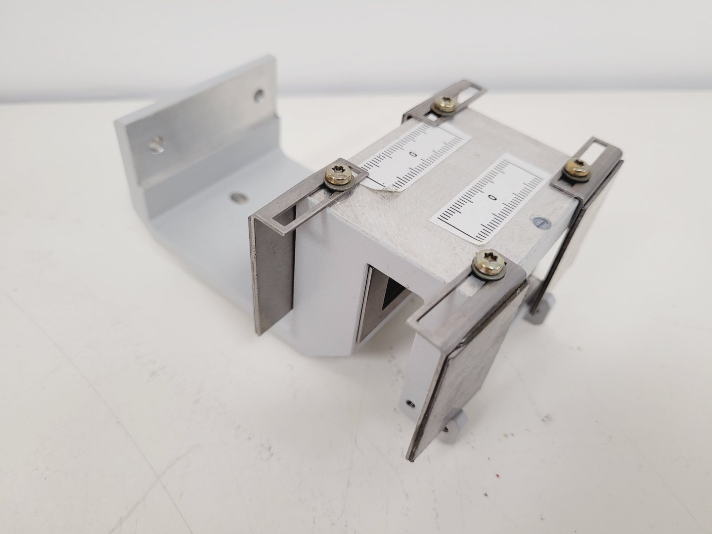 Image of Bruker D8 Advance Powder X-Ray Diffractometer XRD Spares or Repairs