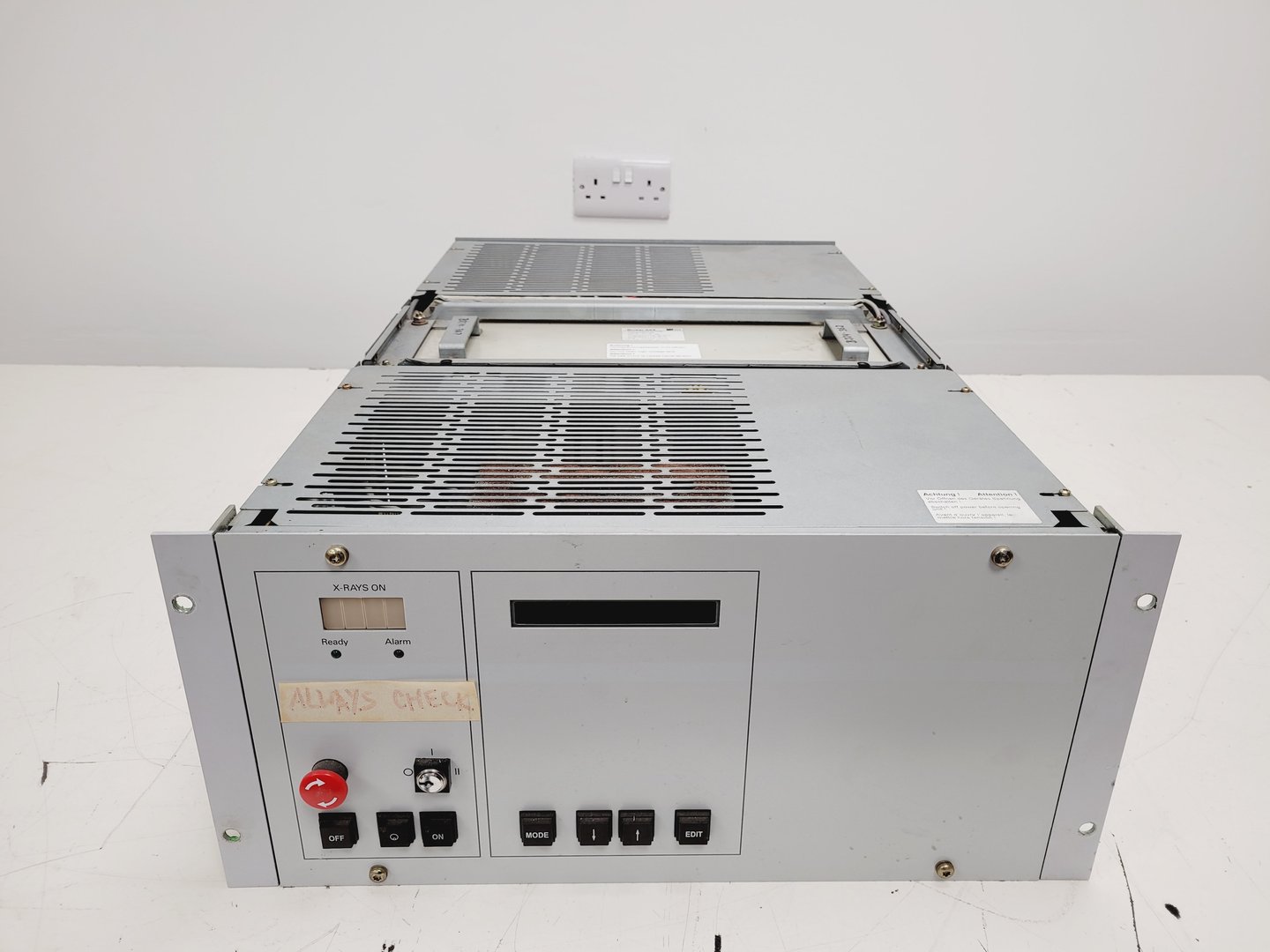 Image of Bruker D8 Advance Powder X-Ray Diffractometer XRD Spares or Repairs