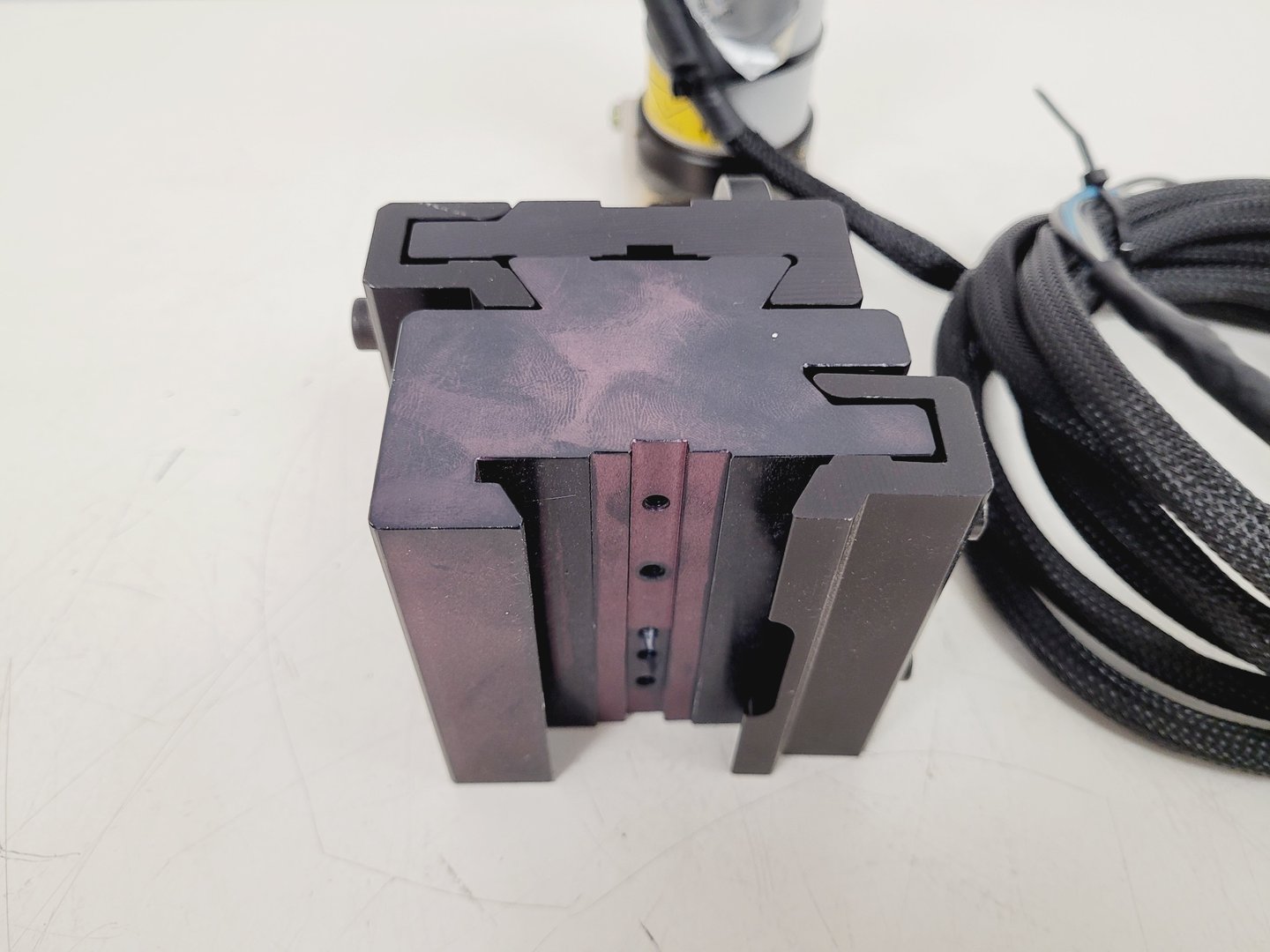 Image of Bruker D8 Advance Powder X-Ray Diffractometer XRD Spares or Repairs