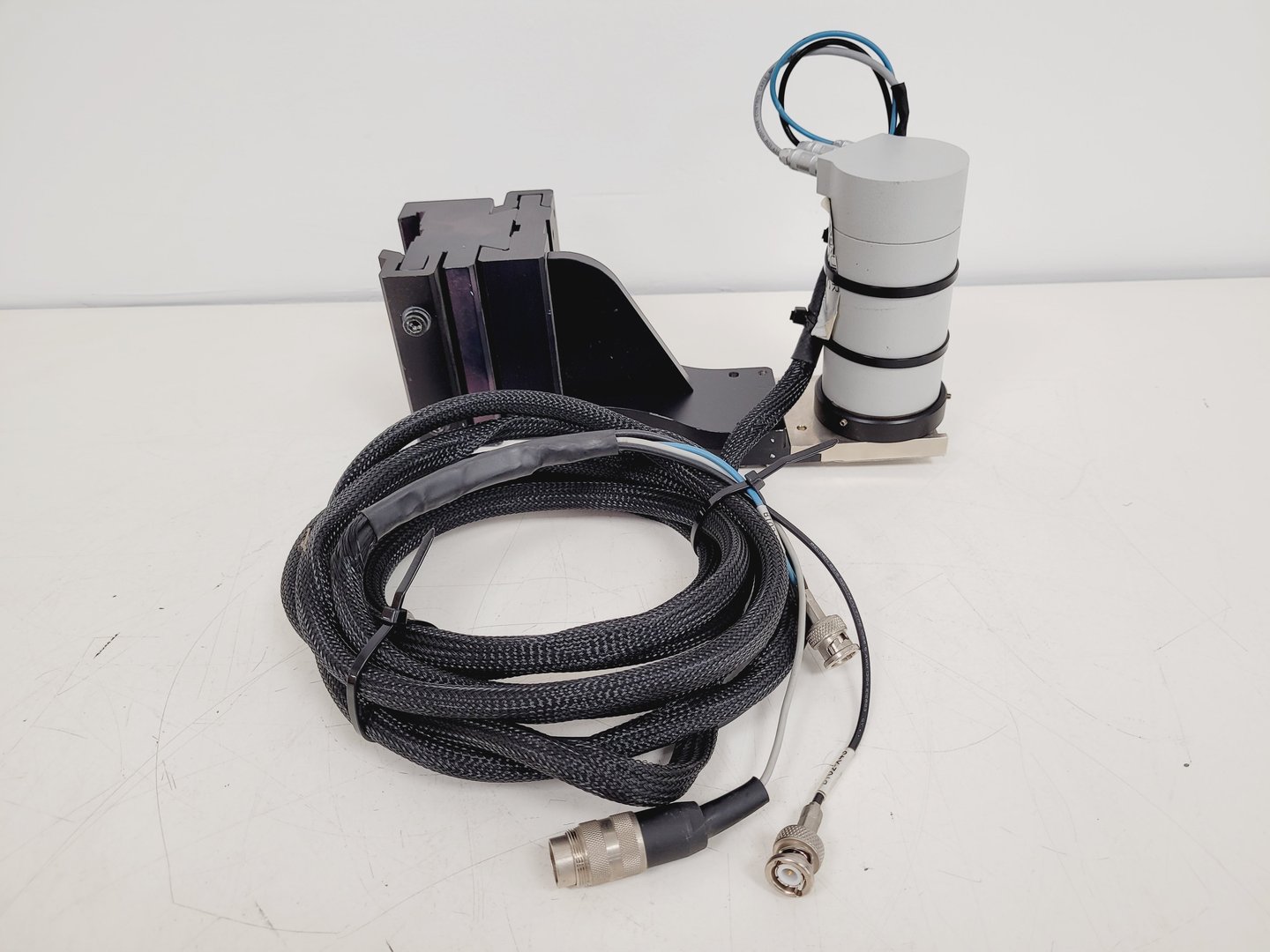 Image of Bruker D8 Advance Powder X-Ray Diffractometer XRD Spares or Repairs