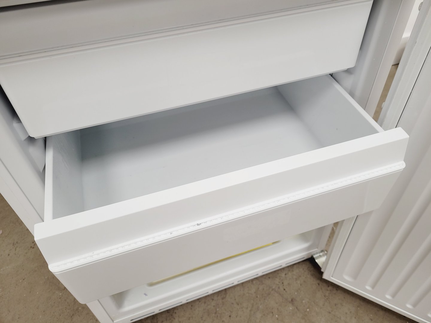 Image of Liebherr Premium Laboratory Freezer SN-T 4 6179 4 143L Lab