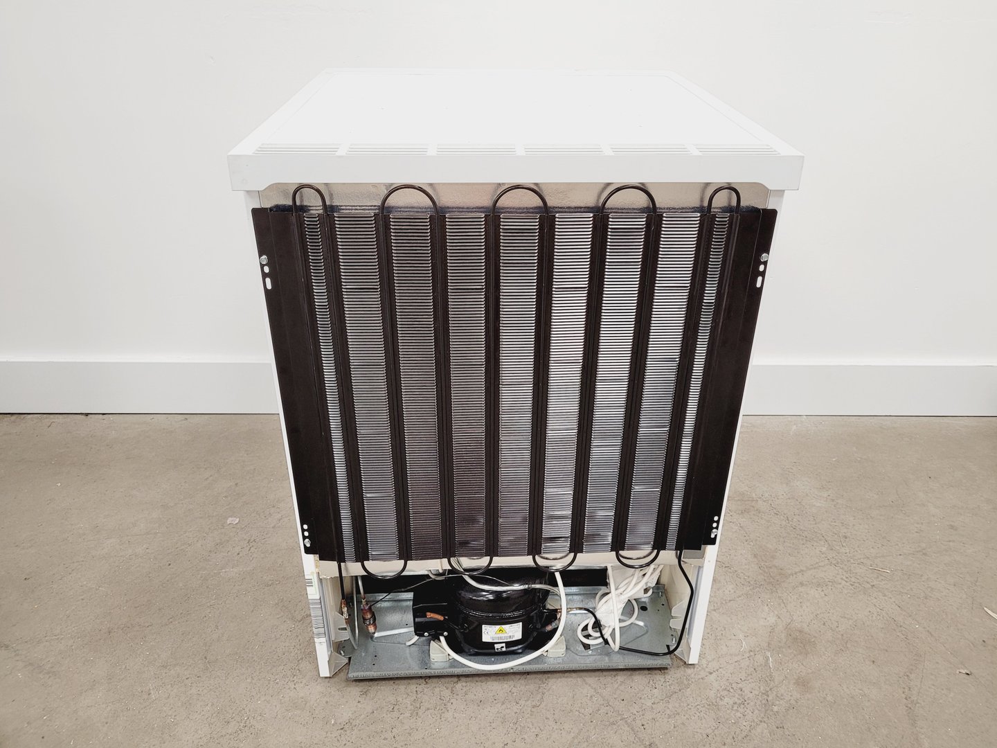 Image of Liebherr Premium Laboratory Freezer SN-T 4 6179 4 143L Lab