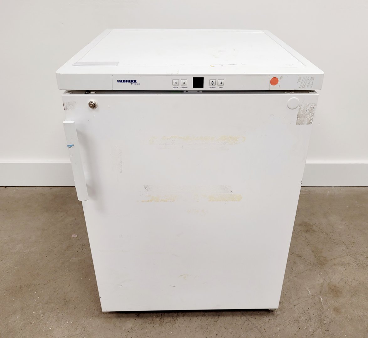 Image of Liebherr Premium Laboratory Freezer 143L SN-T 4 1679 4 Lab