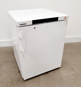 Thumbnail image of Liebherr MediLine Laboratory Refrigerator Fridge - SN-ST - 2 4184 4 - 141L Lab