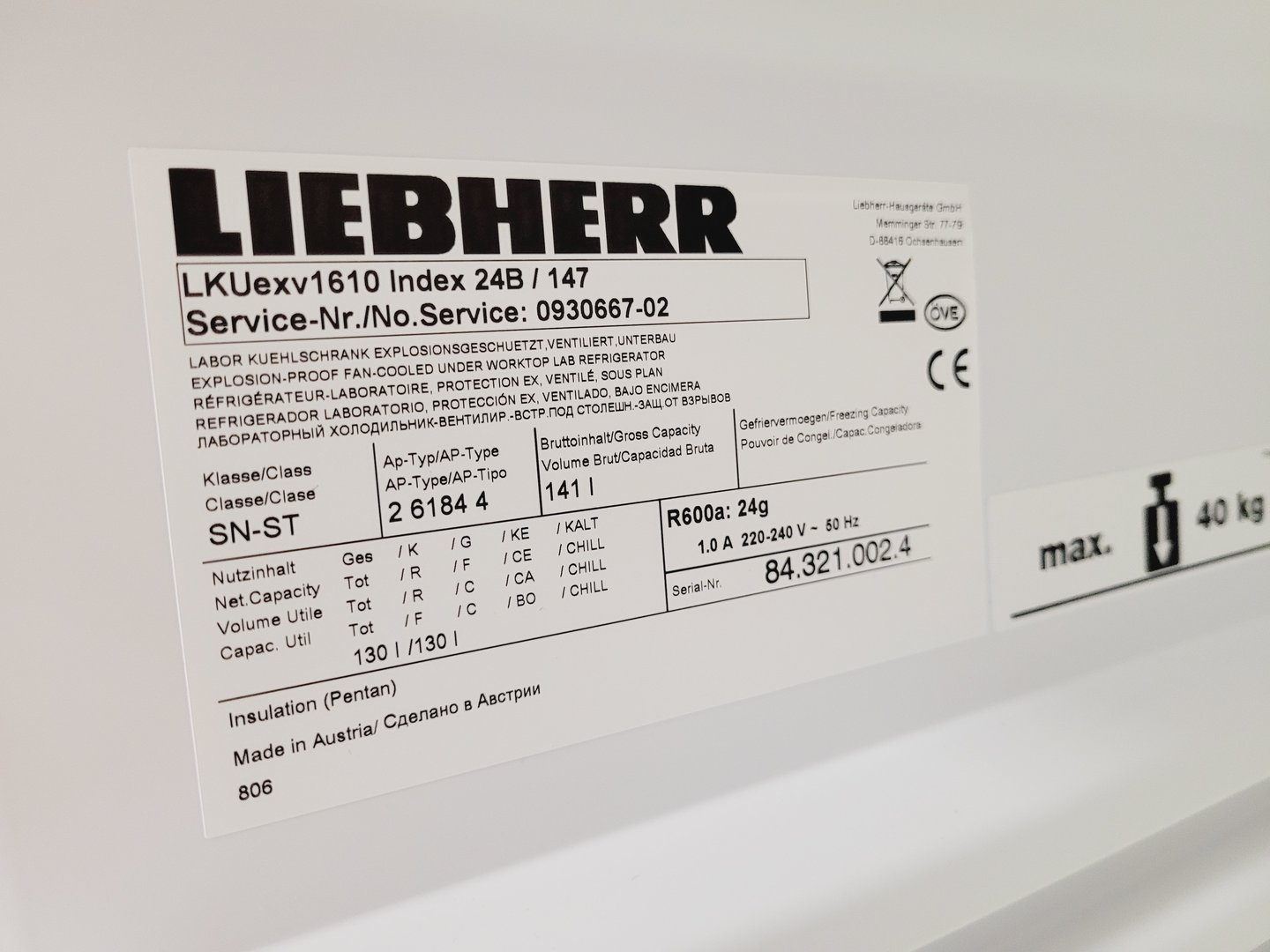 Image of Liebherr MediLine Laboratory Refrigerator Fridge - SN-ST - 2 4184 4 - 141L Lab