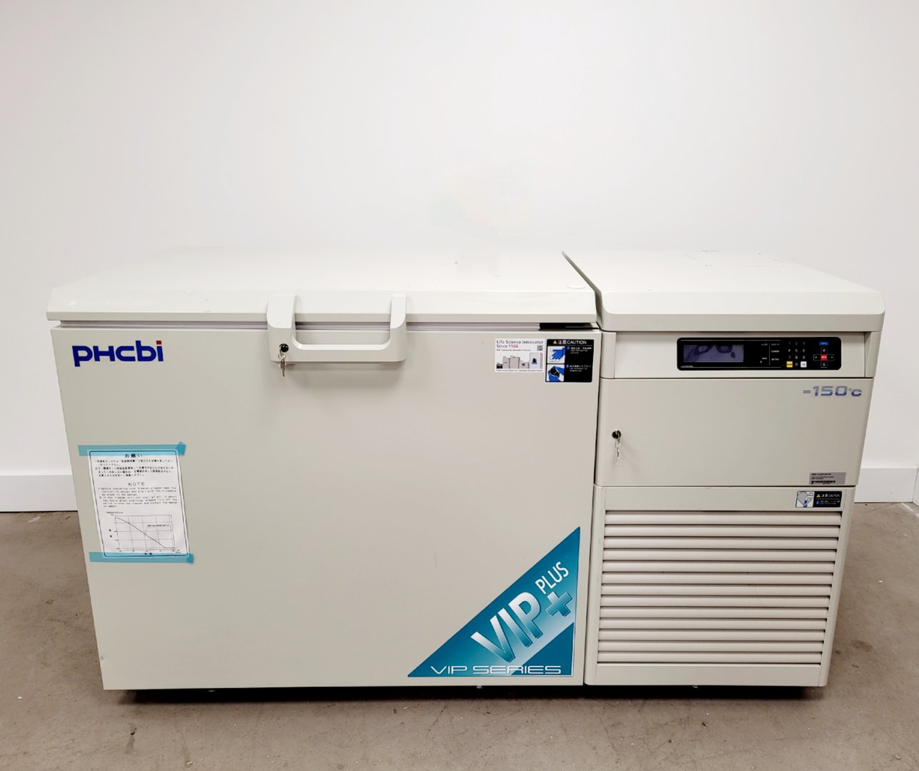 Image of PHCBI Ultra Low Temperature -150˚C Freezer MDF-C2156VAN VIP Series Lab