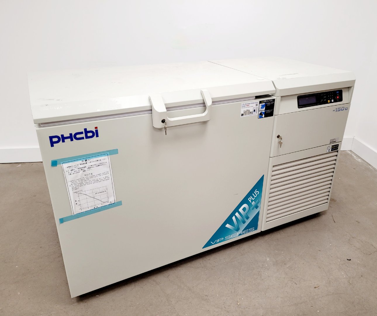 Image of PHCBI Ultra Low Temperature -150˚C Freezer VIP Series  MDF-C2156VAN Lab