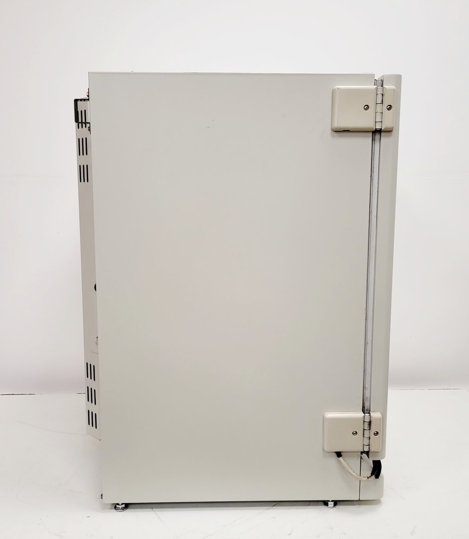 Image of Sanyo CO2 Laboratory Incubator MCO-17AI IR Lab