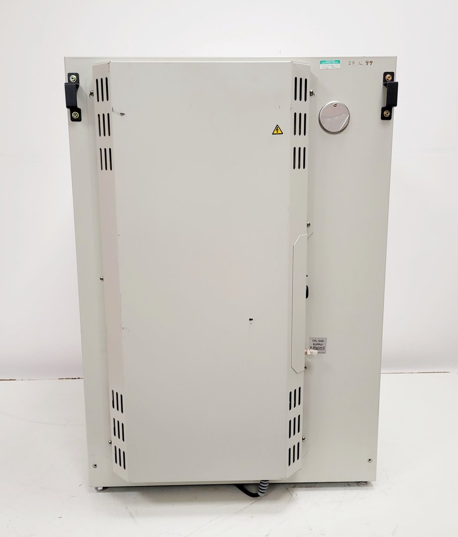 Image of Sanyo CO2 Laboratory Incubator MCO-17AI IR Lab