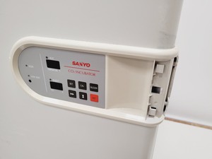 Thumbnail image of Sanyo CO2 Laboratory Incubator MCO-17AI IR Lab