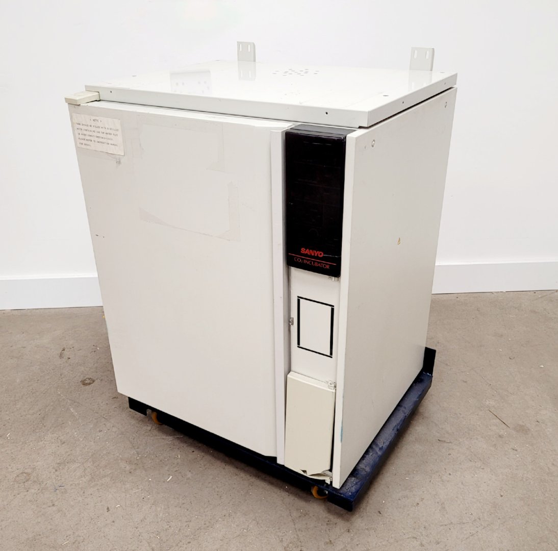 Image of Sanyo MCO-175 CO2 Incubator