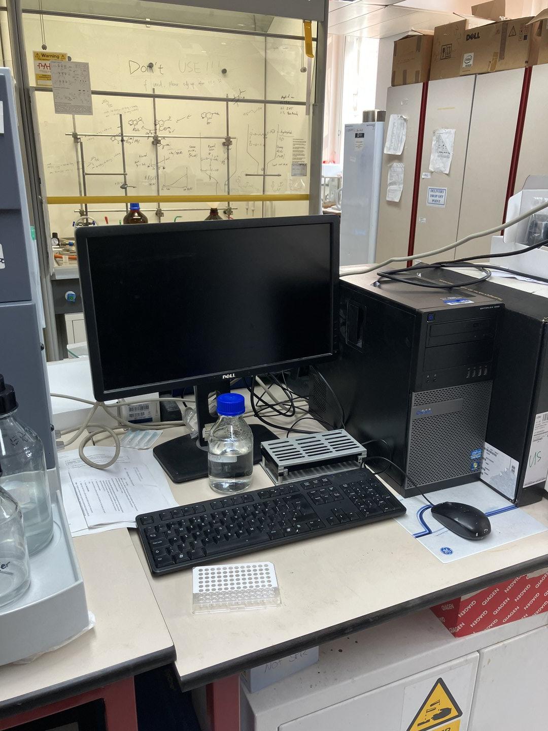Image of Biacore T100/T200 Biomolecular Interaction Analyzer Lab