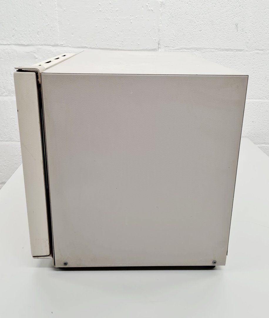 Image of Gallenkamp Vacuum Oven  Cat no. OVA031.XX1.5 Lab Spares/Repairs