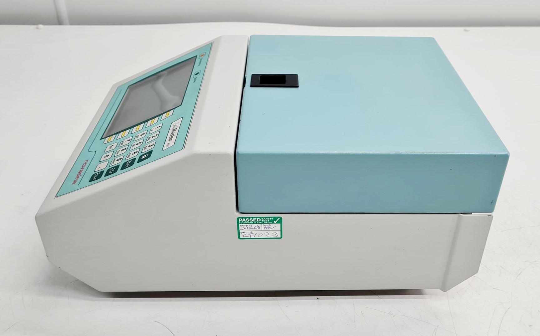 Novasina LabMaster-aw AW Water Activity Meter & Accessories Lab