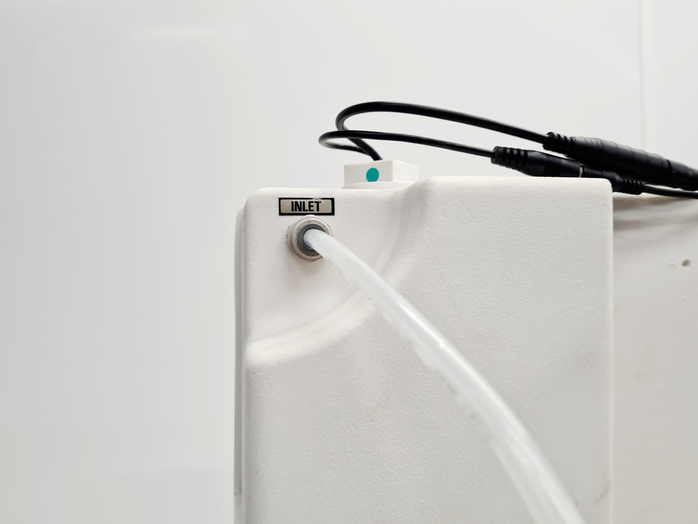 Image of ELGA PureLab Ultra Ionic Water Purification System & 75L Reservoir Lab