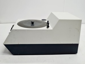 Thumbnail image of BUEHLER METASERV 2000 Grinder Polisher Lab