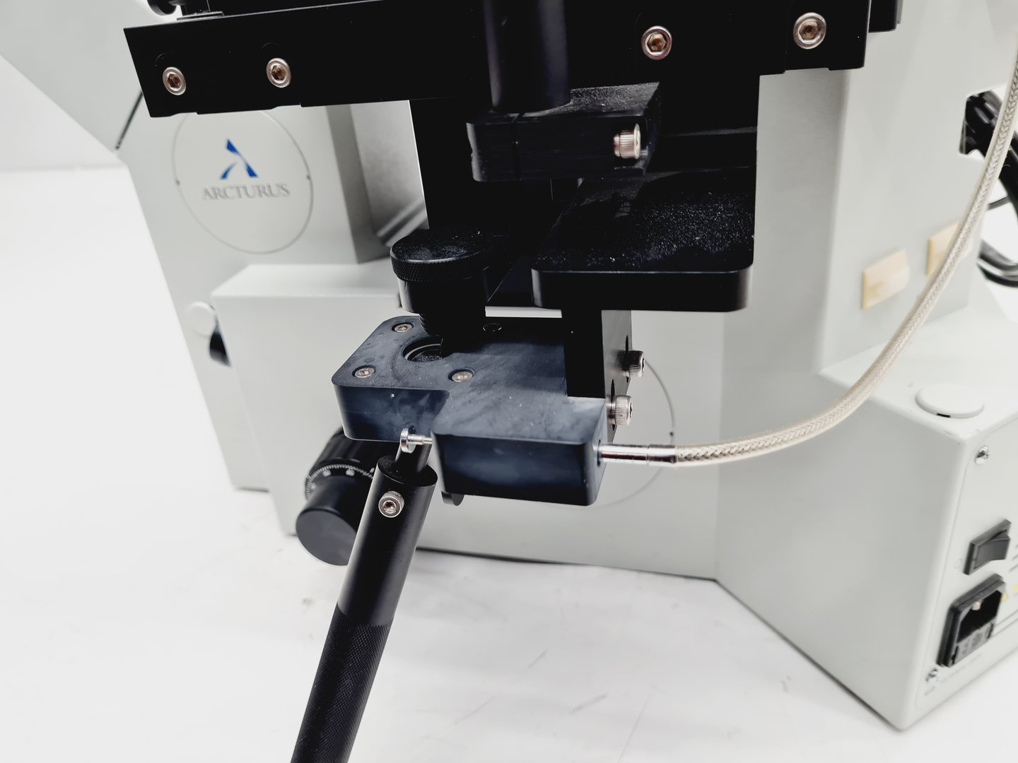 Image of Arcturus PixCell II Laser Capture Microdissection Microscope System Lab Faulty