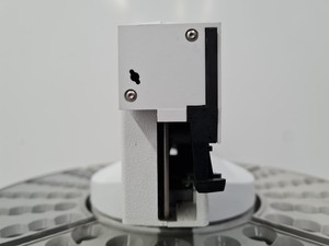 Thumbnail image of Agilent Technologies 7683B Series Injector Autosampler Lab - G2913A G2614A 7683