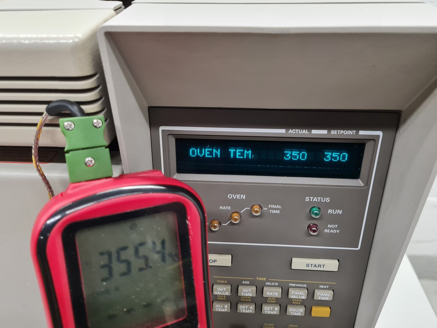 Image of Hewlett Packard 5890 Series II Gas Chromatograph Lab