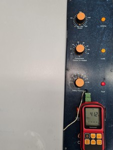 Thumbnail image of Gallenkamp Orbital Shaking Laboratory Incubator Lab