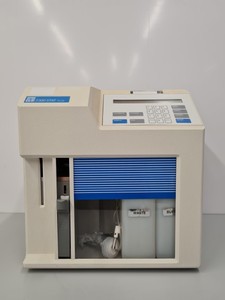 Thumbnail image of YSI 2300D 230V STAT Plus Glucose Lactate Analyzer Lab
