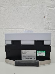 Thumbnail image of Thermo Scientific Type 5020 ARKTIK Thermal Cycler Lab