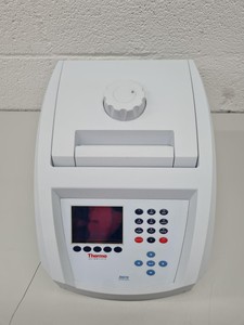 Thumbnail image of Thermo Scientific ARKTIK Thermal Cycler Type 5020 96 Well Lab