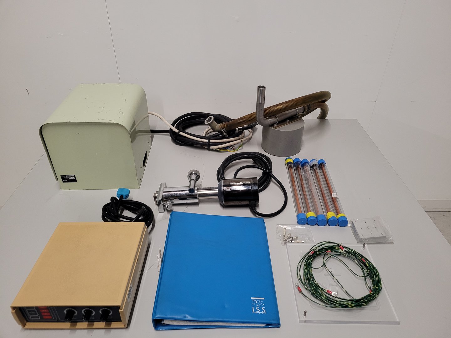 Image of ISI ABT Scanning Electron Microscope (SEM) ABT-55 Lab