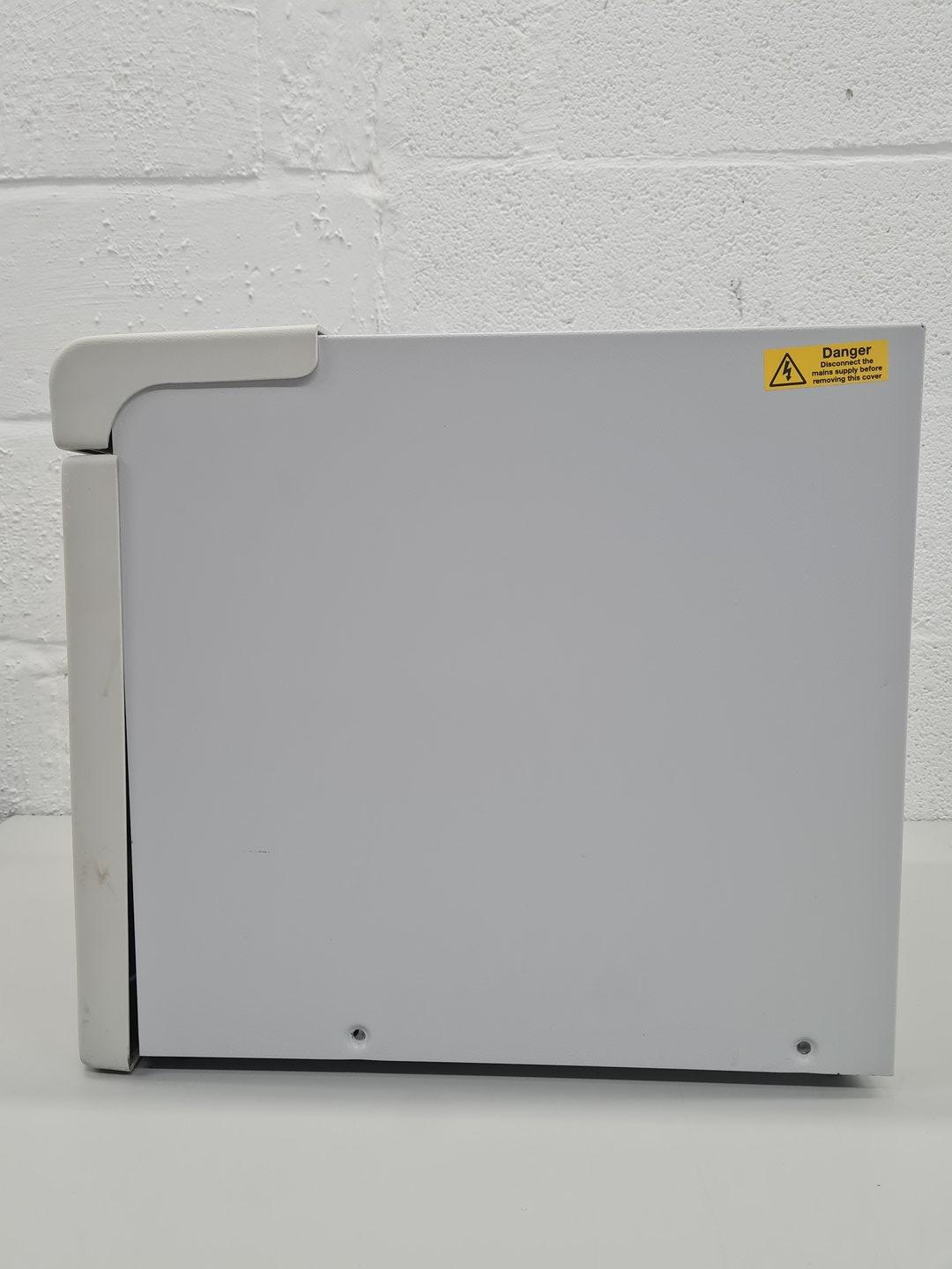 Image of PH600-UK Peak Scientific Hydrogen Generator Lab