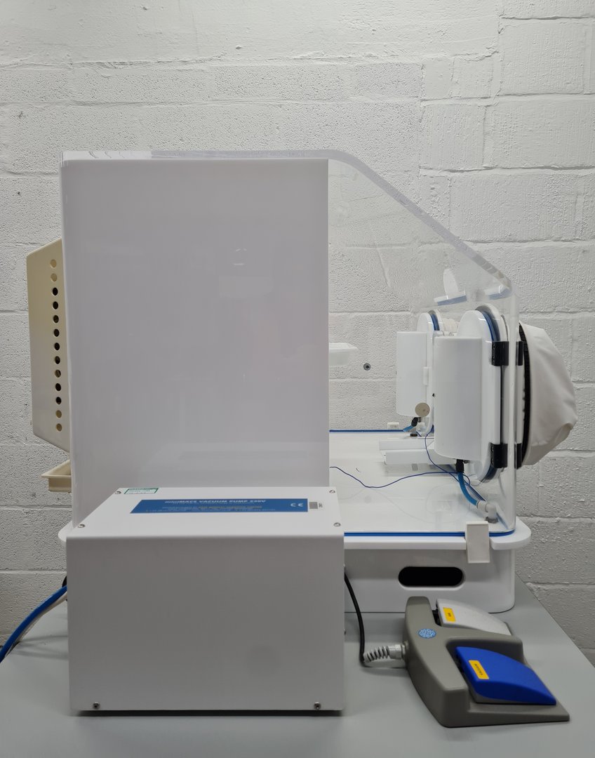 Image of Don Whitley Scientific DG250 miniMACS Anaerobic Workstation Lab Spares/Repairs