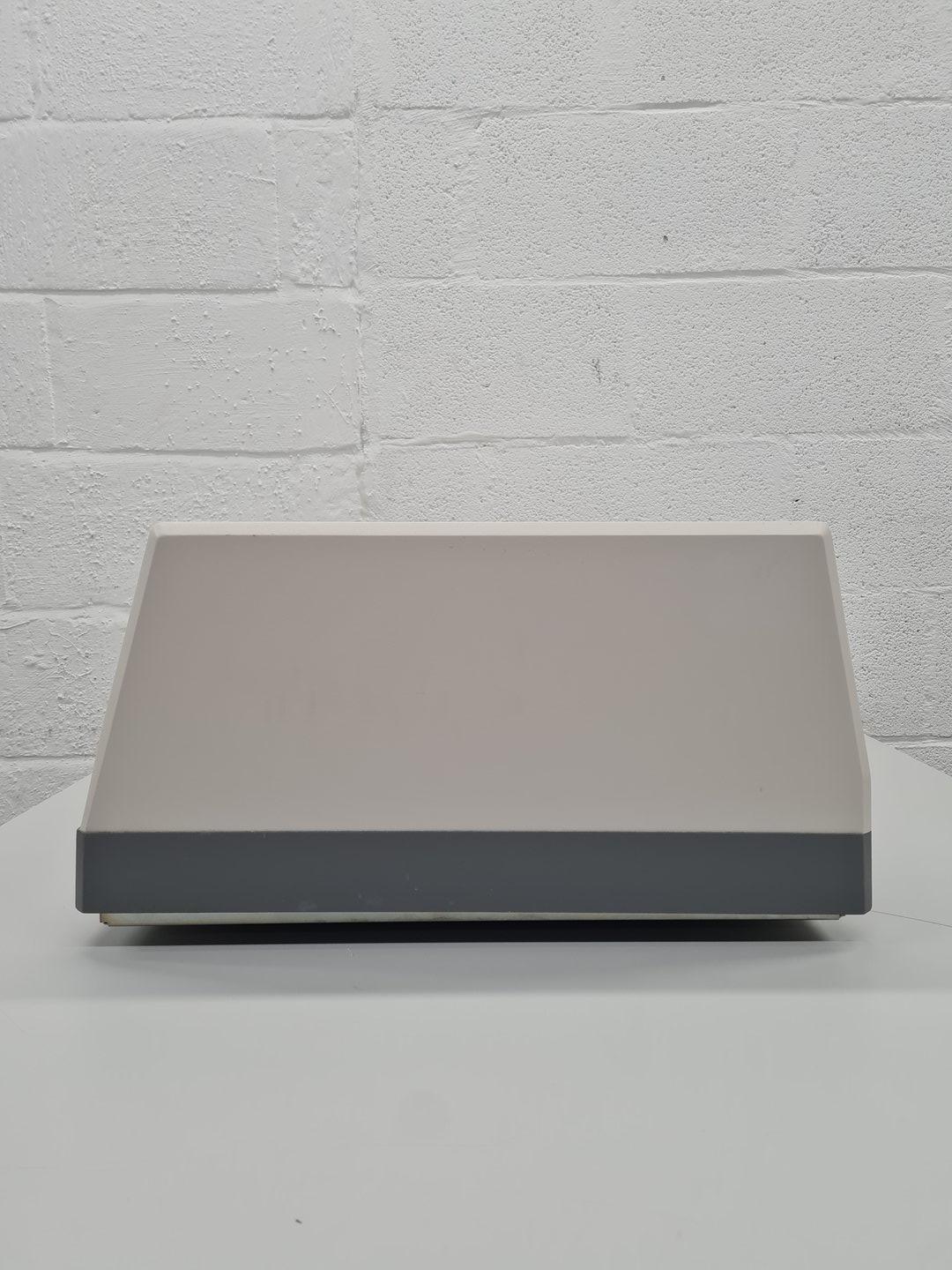 Image of Beckman Coulter DU 800 Spectrophotometer Lab