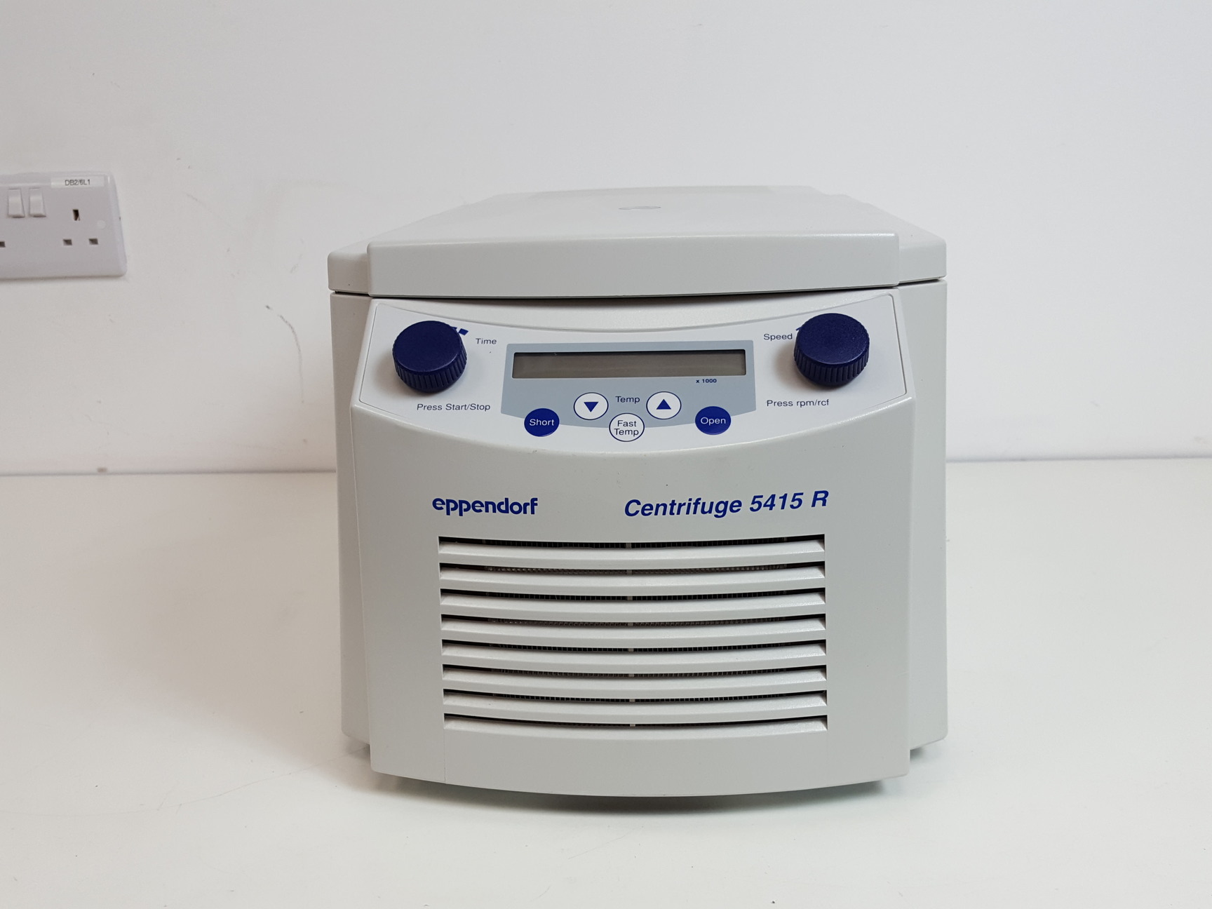 Image of Job Lot of Benchtop Laboratory Centrifuges - Heraeus, Kendro, Eppendorf Lab
