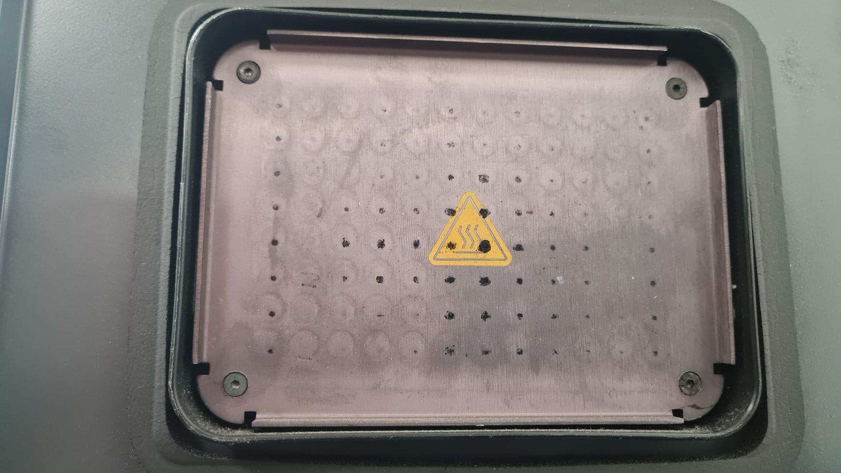 Image of G-STORM Thermal Cycler GS00004 Lab