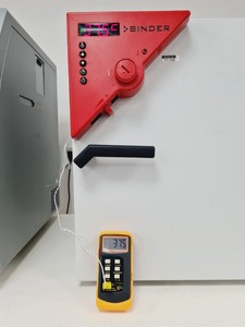Thumbnail image of Binder BD53 Bench-Top Microbiological Laboratory Incubator Natural Convection 
