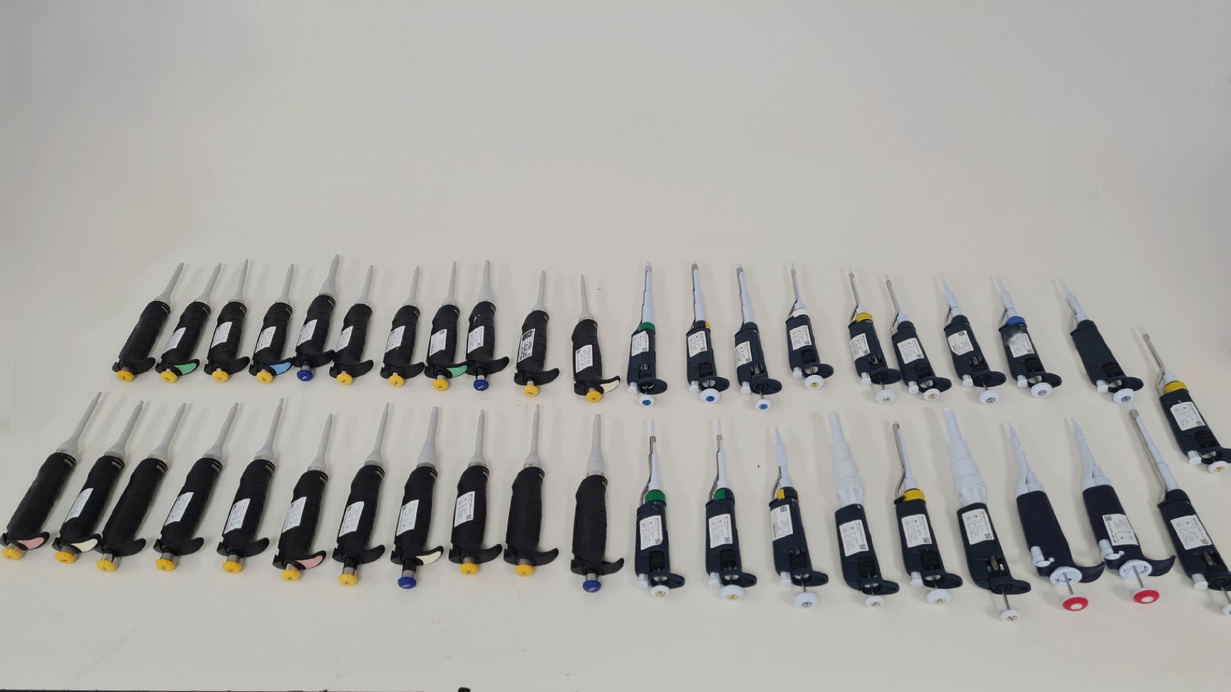 Image of Lot of single channel pipettes 