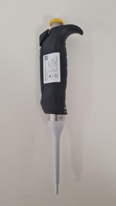 Thumbnail image of Lot of single channel pipettes 