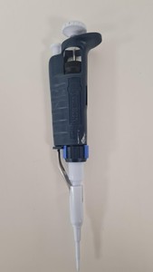 Thumbnail image of Lot of single channel pipettes 