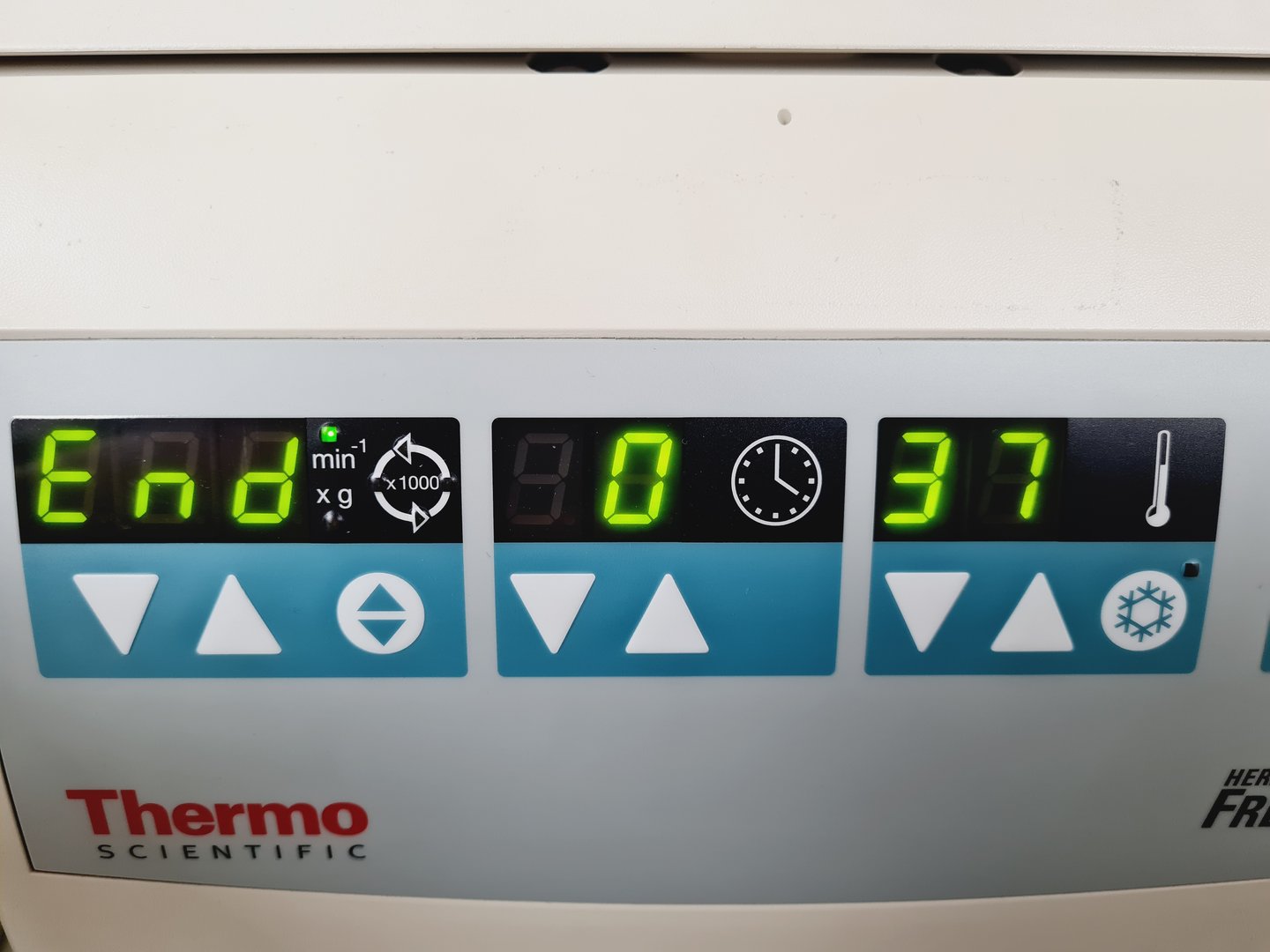 Image of Thermo Fisher Heraeus Fresco 17 Benchtop Centrifuge & 13000rpm Rotor Lab