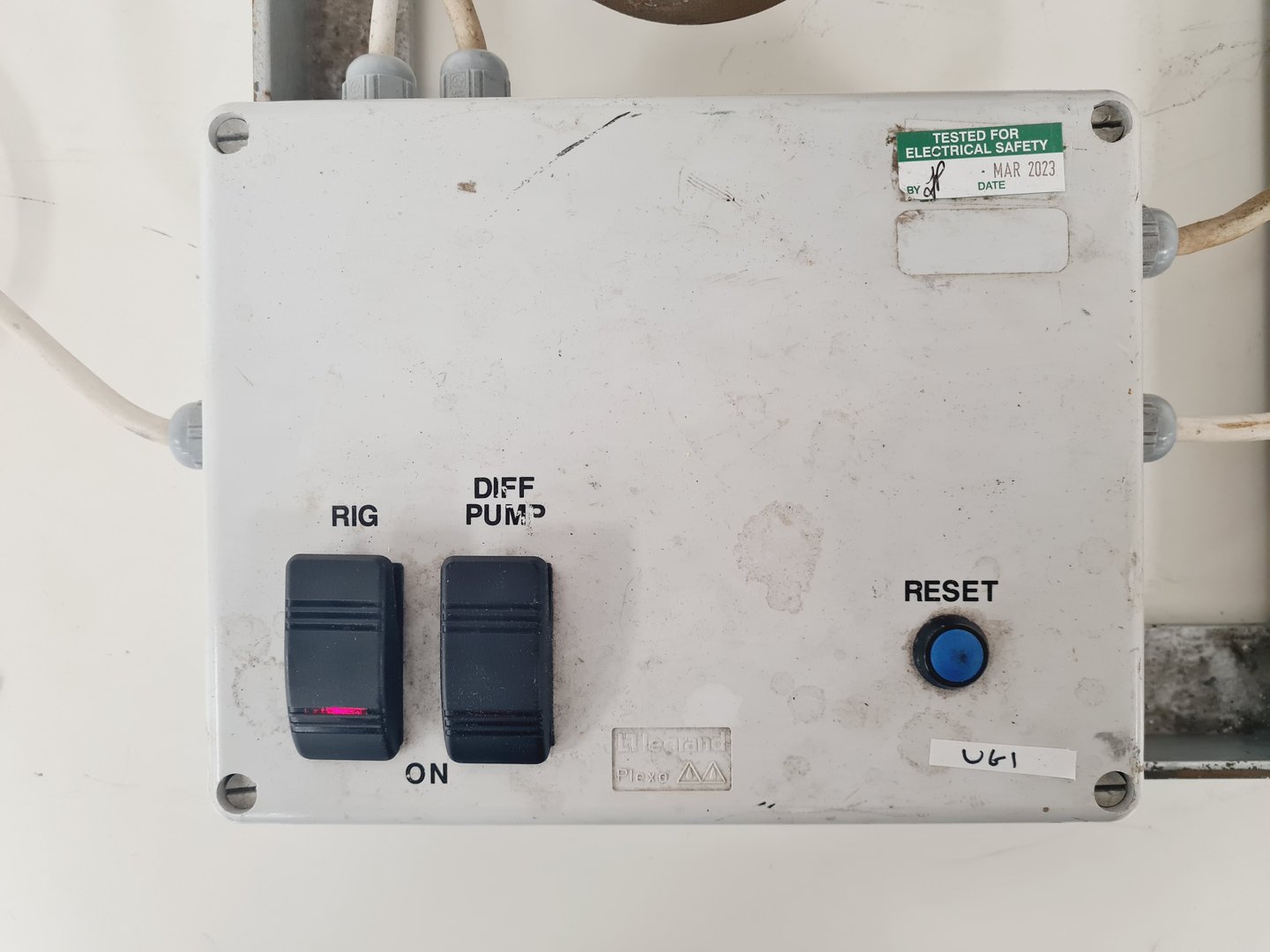 Image of Edwards SpeediVac E02 Vapour Diffusion Pump Lab