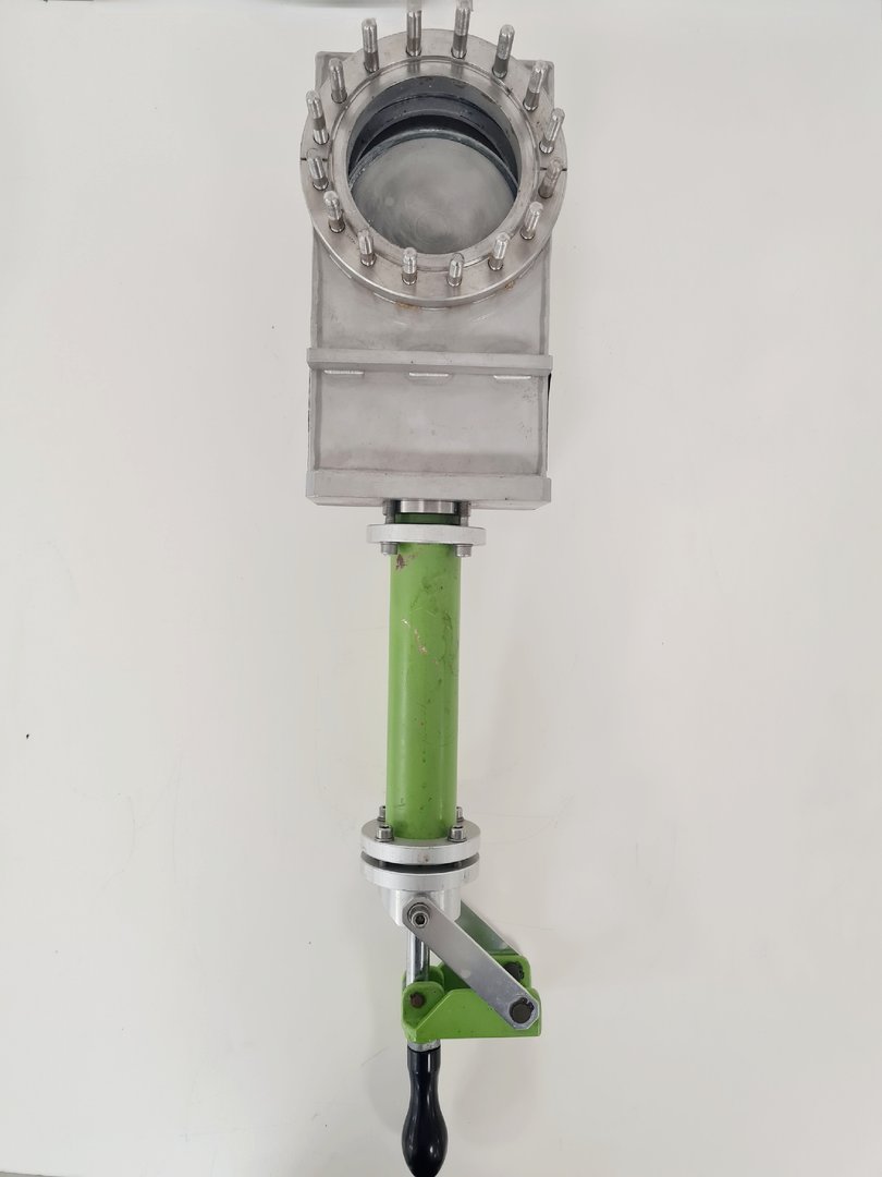 Image of VAT Diaphragm Manual Gate Valve UHV System Lab Spares/Repairs