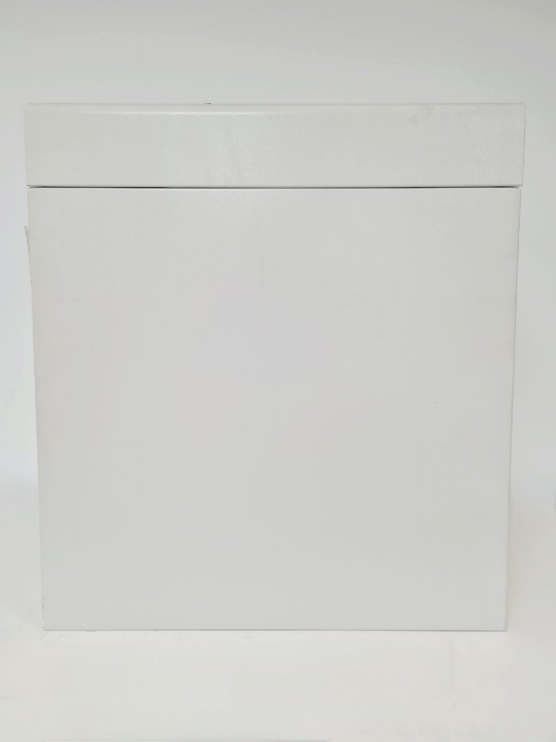 Image of Labcaire WS-6 Downflow Workstation Fume Hood Lab