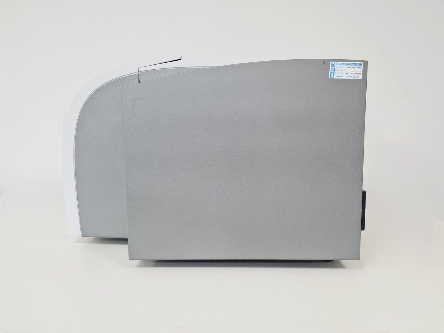 Image of Roche NimbleGen MS 200 Microarray Scanner Lab