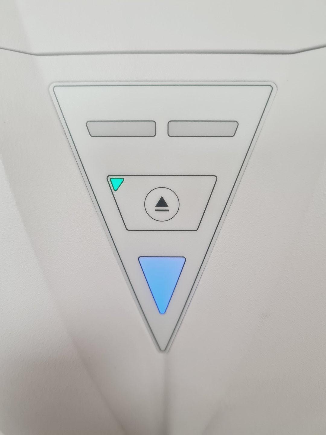 Image of Roche NimbleGen MS 200 Microarray Scanner Lab
